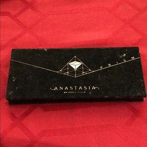 Anastasia Beverly Hills Prism Palette
